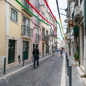  Apartamento Historical Alfama, Building Top, 5mn To Train And Subway